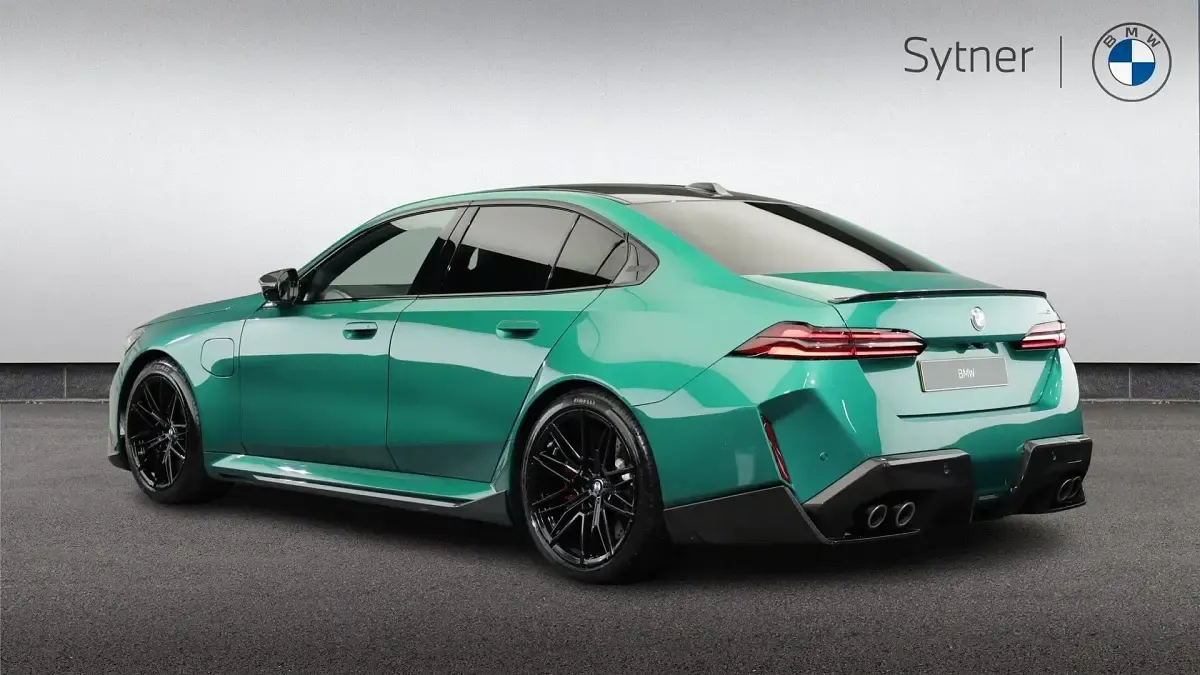 Used BMW M5 Comfort Edition 717 HP (527 kW) 2026 Green