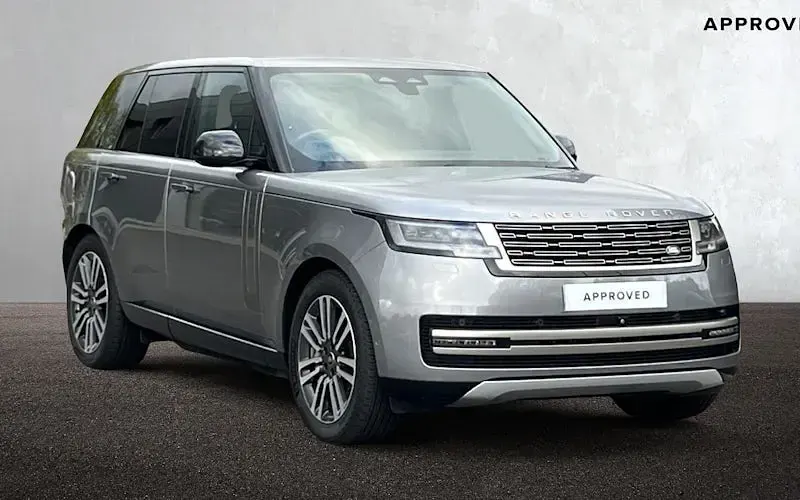 Used Land Rover Range Rover SE 441 HP (324 kW) 2023 SUV