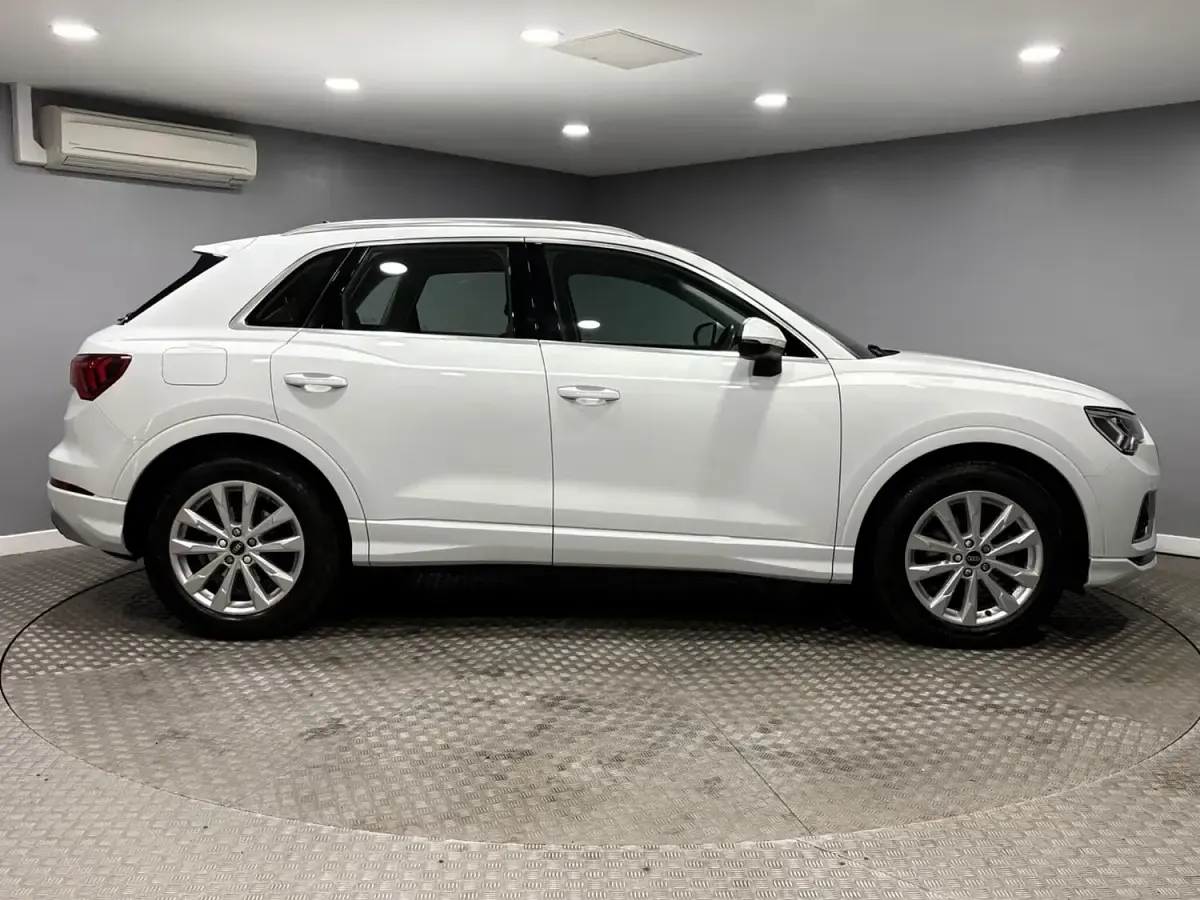 Used Audi Q3 Sport 150 HP (110 kW) 2022 White SUV