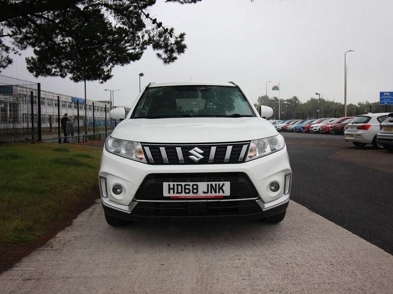 Used Suzuki Vitara SZ-T 111 HP (81 kW) 2019 White SUV
