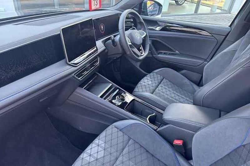 Image 2/4