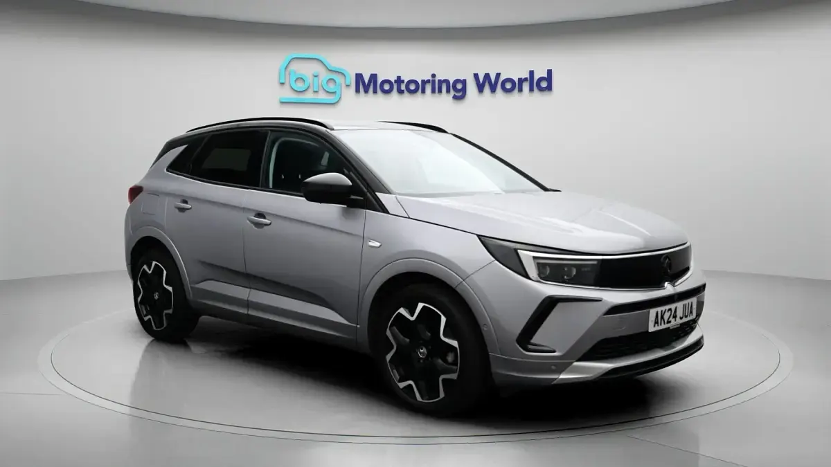 Gebraucht Vauxhall Grandland X Ultimate 131 PS (96 kW) 2024 SUV