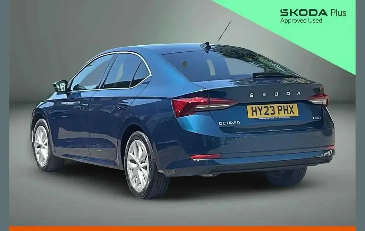 Begagnad Skoda Octavia SE L 150 HK (110 kW) 2023 Blå Halvkombi