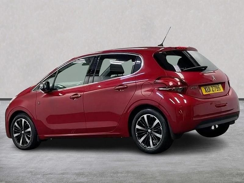 Used Peugeot 208 S 110 HP (80 kW) 2019 Red Hatchback