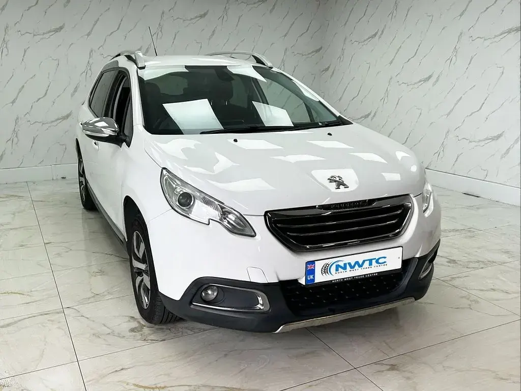 Used Peugeot 2008 Allure 120 HP (88 kW) 2016 White SUV
