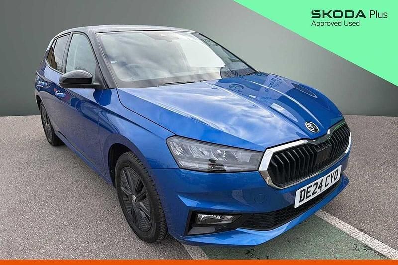 Used Skoda Fabia Colour Edition 85 HP (62 kW) 2024 Race blue metallic black magic pearl effect Hatchback