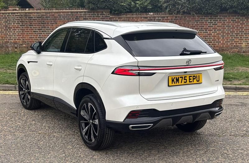 Used MG HS SE 170 HP (125 kW) 2025 White SUV