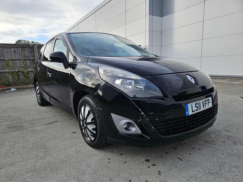 Black Used 2011 Renault Grand Scénic III Expression MPV | £2,990 (A bit pricey) - Image 1/4