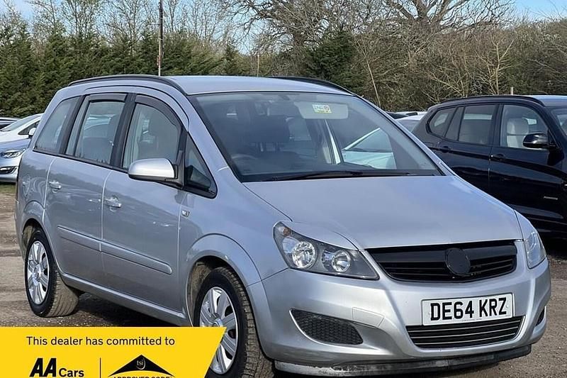 Used Vauxhall Zafira 120 HP (88 kW) 2014 Silver MPV