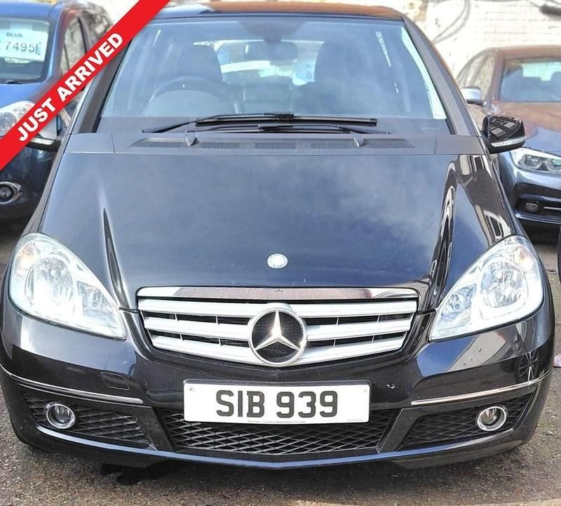 Used Mercedes A160 Avantgarde 95 HP (69 kW) 2012 Black Hatchback