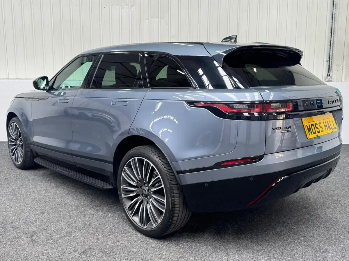 Used Land Rover Range Rover Velar HSE Dynamic 236 HP (173 kW) 2019 Blue SUV