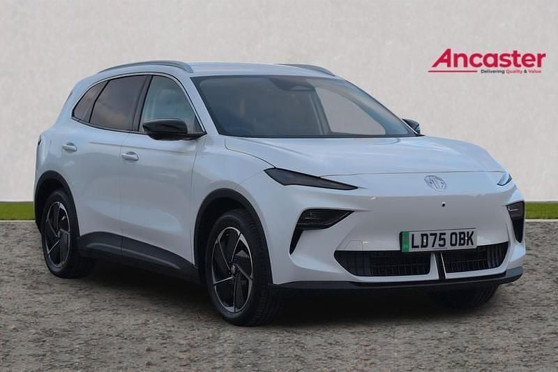 White New 2025 MG MG5 EV Trophy Estate | £24,983 (Good price) - Image 1/4