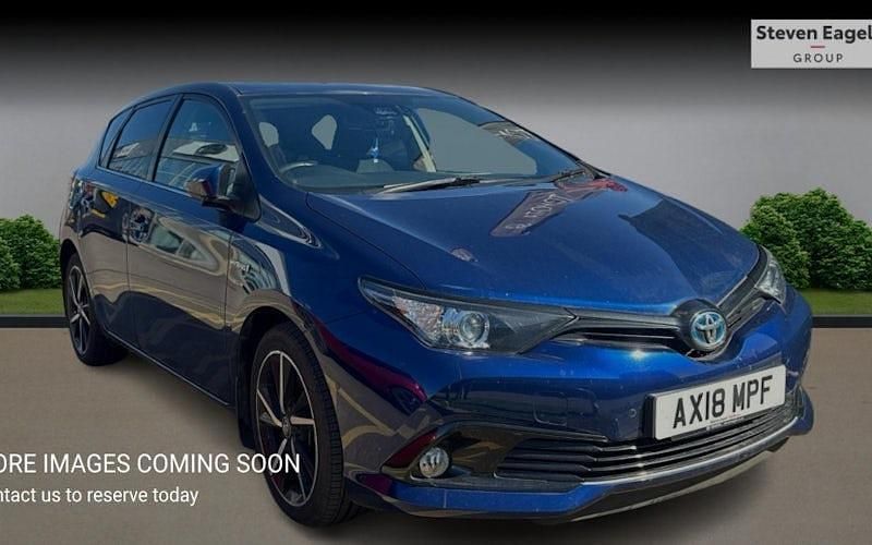 Used Toyota Auris Hybrid Design 136 HP (100 kW) 2019 Hatchback