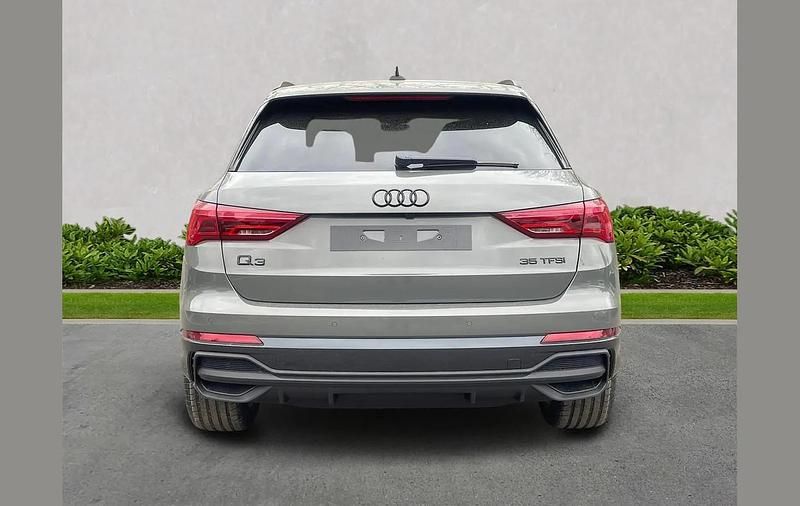 New Audi Q3 Black Edition 147 HP (108 kW) 2025 Other SUV