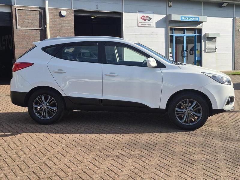 Used Hyundai ix35 SE 113 HP (83 kW) 2014 White SUV