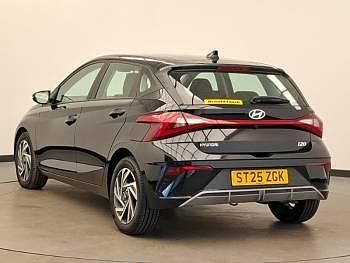 Used Hyundai i20 Advanced 100 HP (73 kW) 2025 Black Hatchback