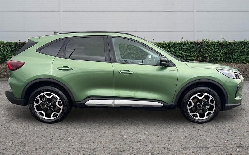 Used Ford Kuga Active 242 HP (177 kW) 2025 Green SUV