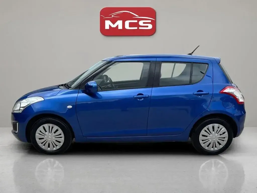 Used Suzuki Swift 92 HP (67 kW) 2017 Blue Hatchback