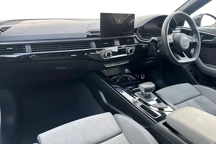 Used Audi A4 Black Edition 150 HP (110 kW) 2023 Black Estate