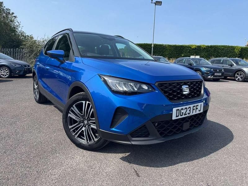 Blue Used 2023 Seat Arona SE SUV | £15,980 (Fair price) - Image 1/4