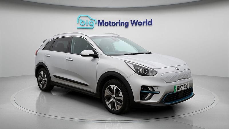 Silver Used 2021 Kia e-Niro SUV | £13,400 (Good price) - Image 1/4