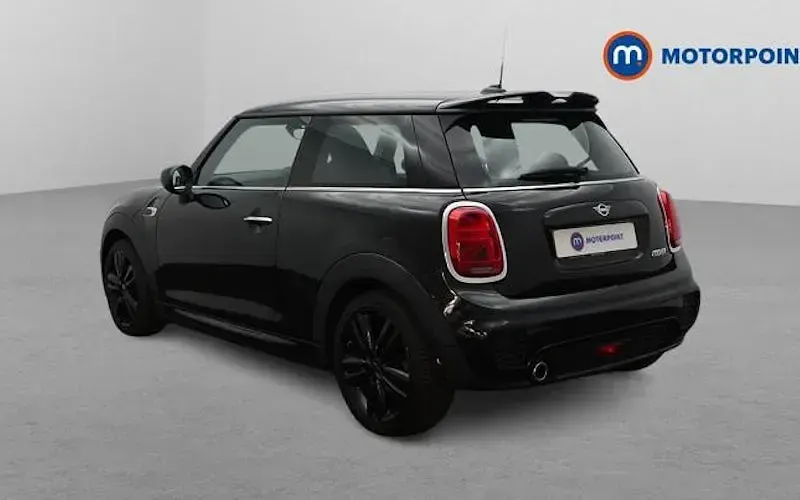 Used Mini Cooper Hatch 136 HP (100 kW) 2020 Black Hatchback