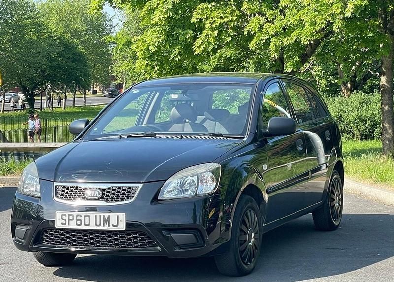 Black Used 2010 Kia Rio Hatchback | £925 (Fair price) - Image 1/4