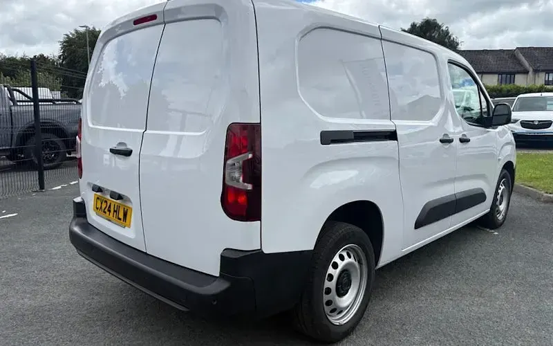 Used Fiat Doblò 102 HP (75 kW) 2023 MPV