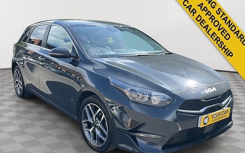 Gebraucht Kia Ceed 160 PS (117 kW) 2023 Kleinwagen