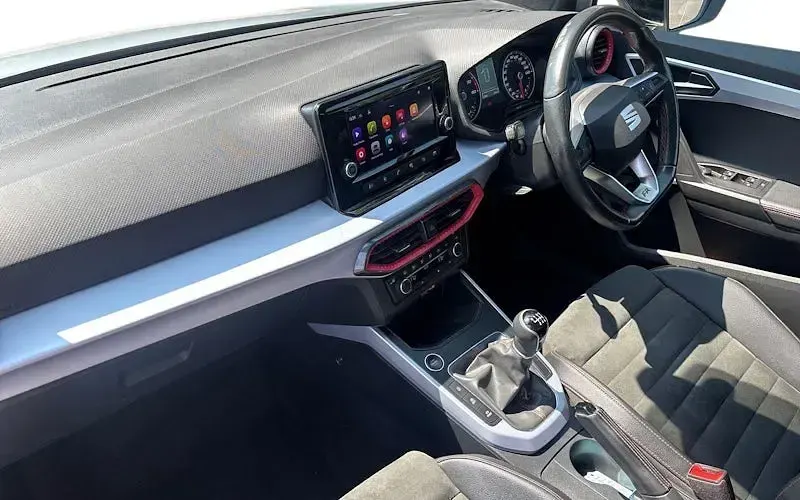 Used Seat Arona FR 110 HP (80 kW) 2022 Silver SUV