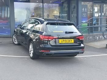 Used Audi A4 Comfort 150 HP (110 kW) 2019 Black Estate