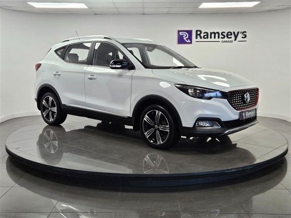 White Used 2018 MG ZS Exclusive Sedan | £11,653 (Fair price) - Image 1/1