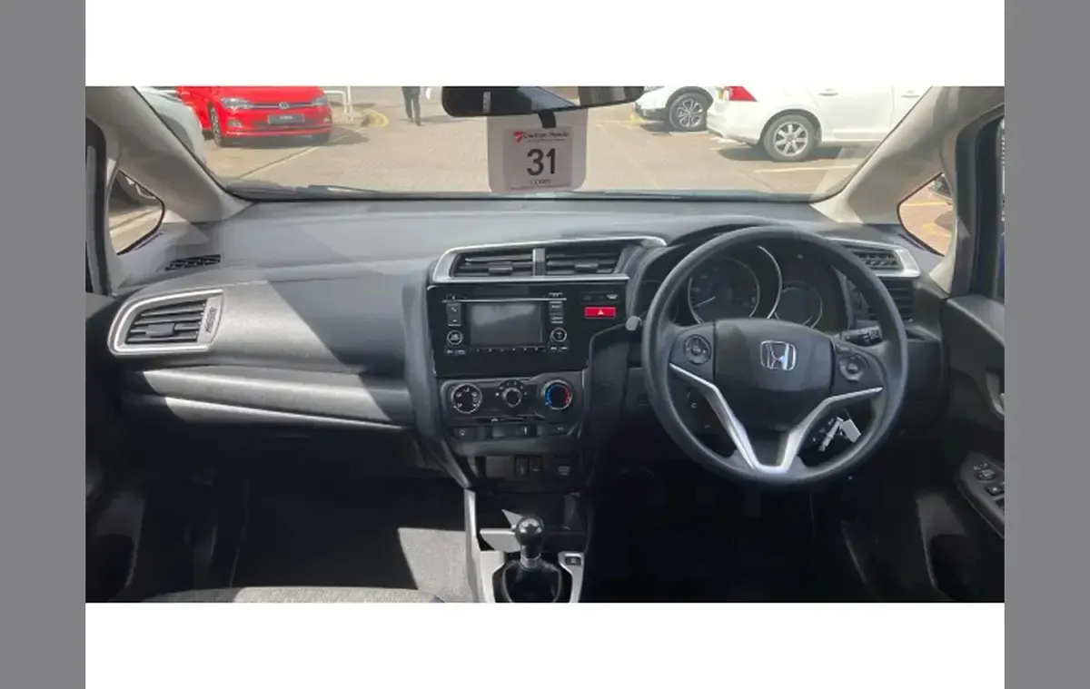 Used Honda Jazz S 102 HP (75 kW) 2016 Blue Hatchback