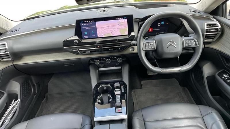 Black Used 2024 Citroën C5 X PureTech Hatchback | £19,283 (Fair price) - Image 1/4
