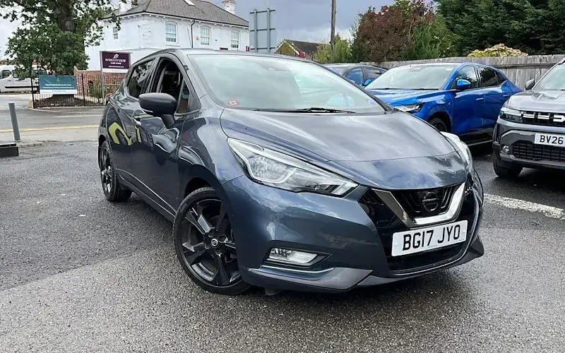Used Nissan Micra Tekna 90 HP (66 kW) 2017 Hatchback