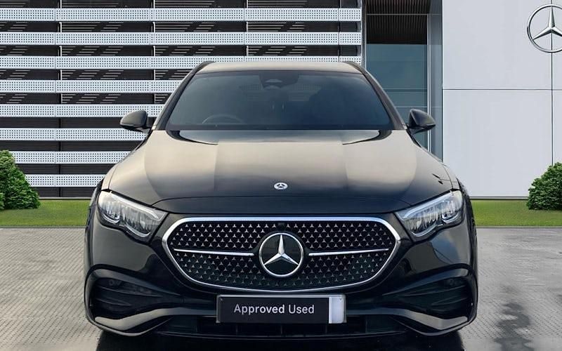 Used Mercedes E300 Urban 313 HP (230 kW) 2025 Black Estate