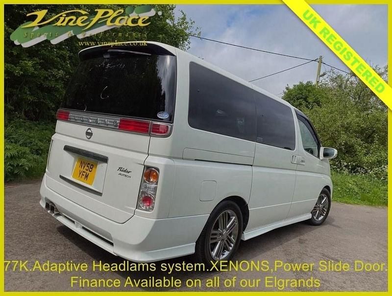 Used Nissan Elgrand S 250 HP (183 kW) 2008 White MPV