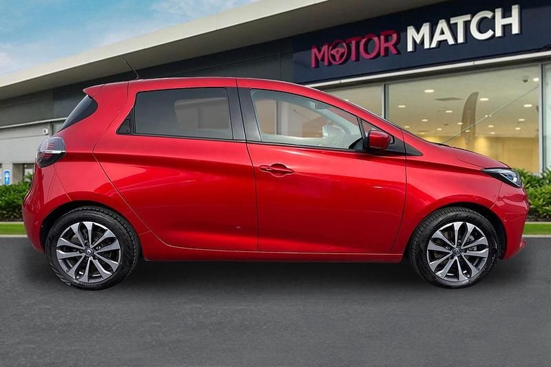 Used Renault Zoe GT-Line 55 kW (75 HP) 2021 Red Hatchback