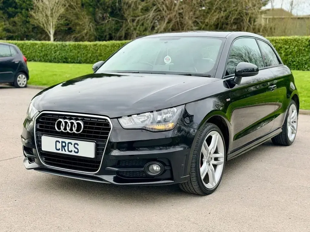 Begagnad Audi A1 S-Line 86 HK (63 kW) 2015 Svart Halvkombi