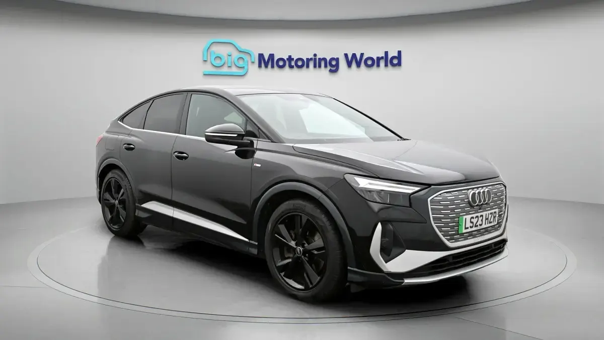Usado Audi Q4 Sportback e-tron S-Line 150 kW (204 HP) 2023 SUV