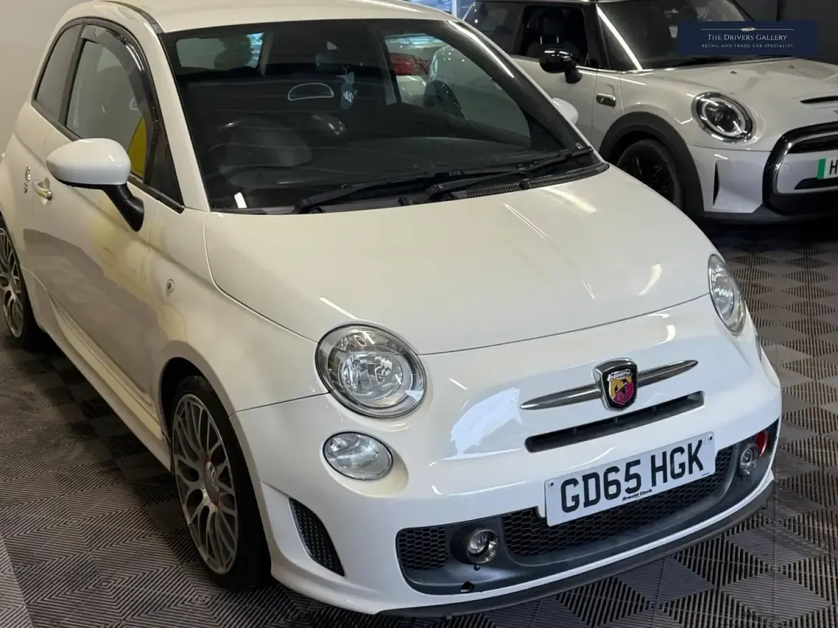 Used Abarth 595 Turismo 160 HP (117 kW) 2015 White Hatchback