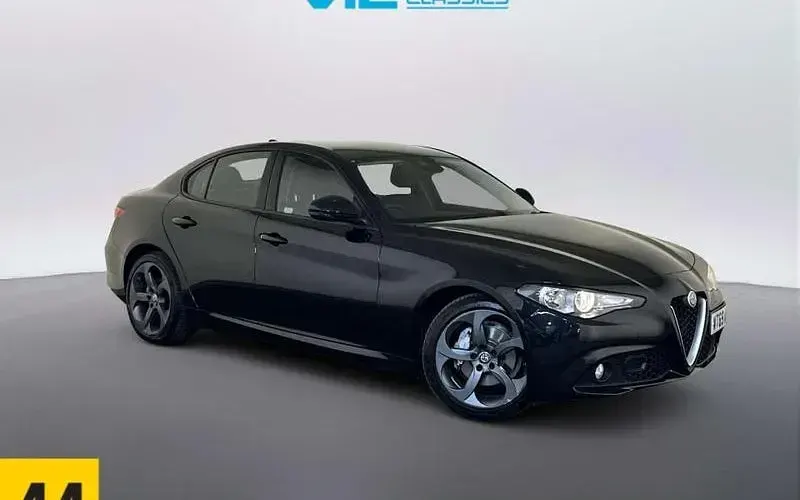 Used Alfa Romeo Giulia Super 160 HP (117 kW) 2020 Sedan