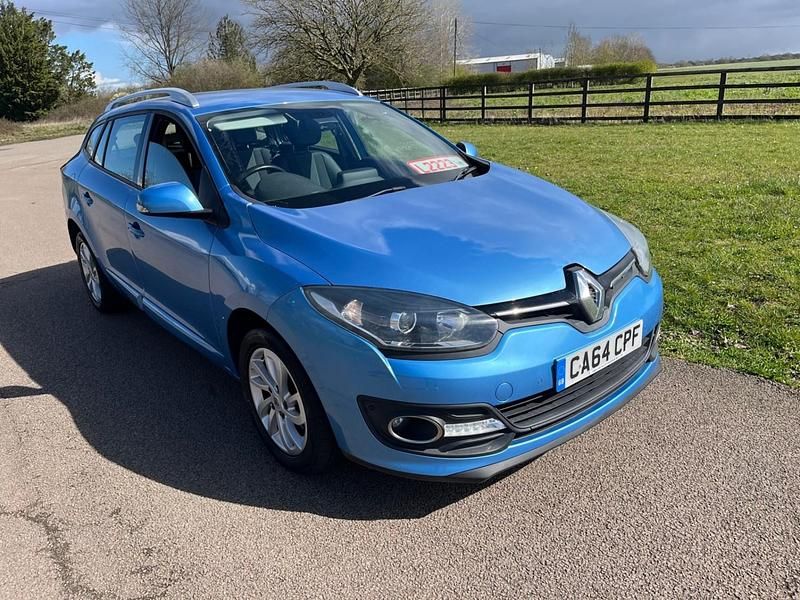 Used Renault Mégane GrandTour Dynamique 2015 Blue Estate
