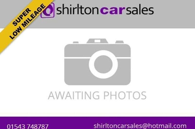 Used 2016 Land Rover Range Rover evoque SE Hatchback | £10,990 (Fair price) - Image 1/1