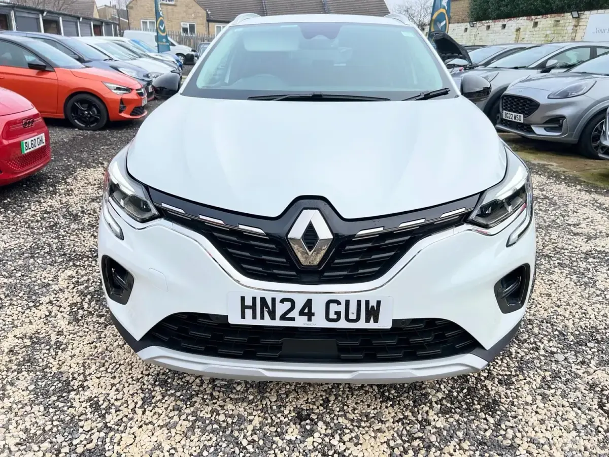 Używany Renault Captur Techno 2024 Biały SUV