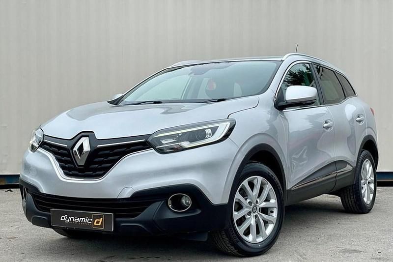 Silver Used 2016 Renault Kadjar Dynamique SUV | £7,250 (Fair price) - Image 1/1