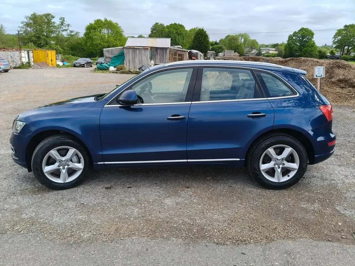 Used Audi Q5 Comfort 245 HP (180 kW) 2014 Blue SUV