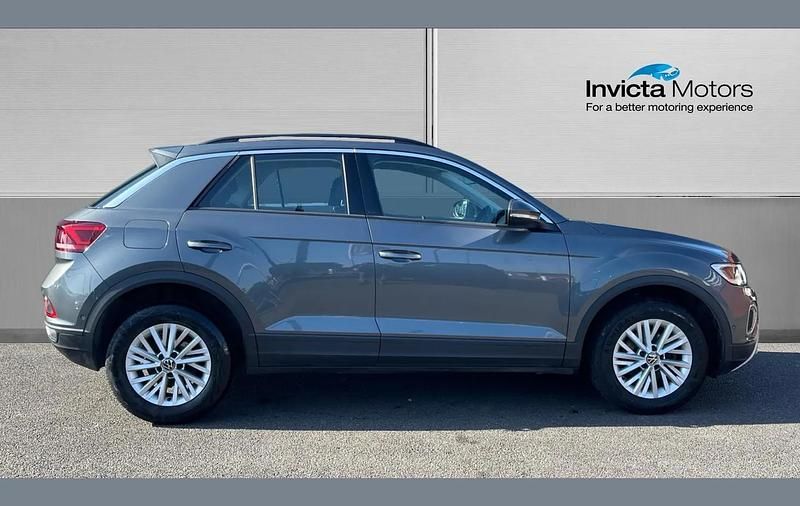 Used VW T-Roc Life 110 HP (80 kW) 2022 Grey SUV