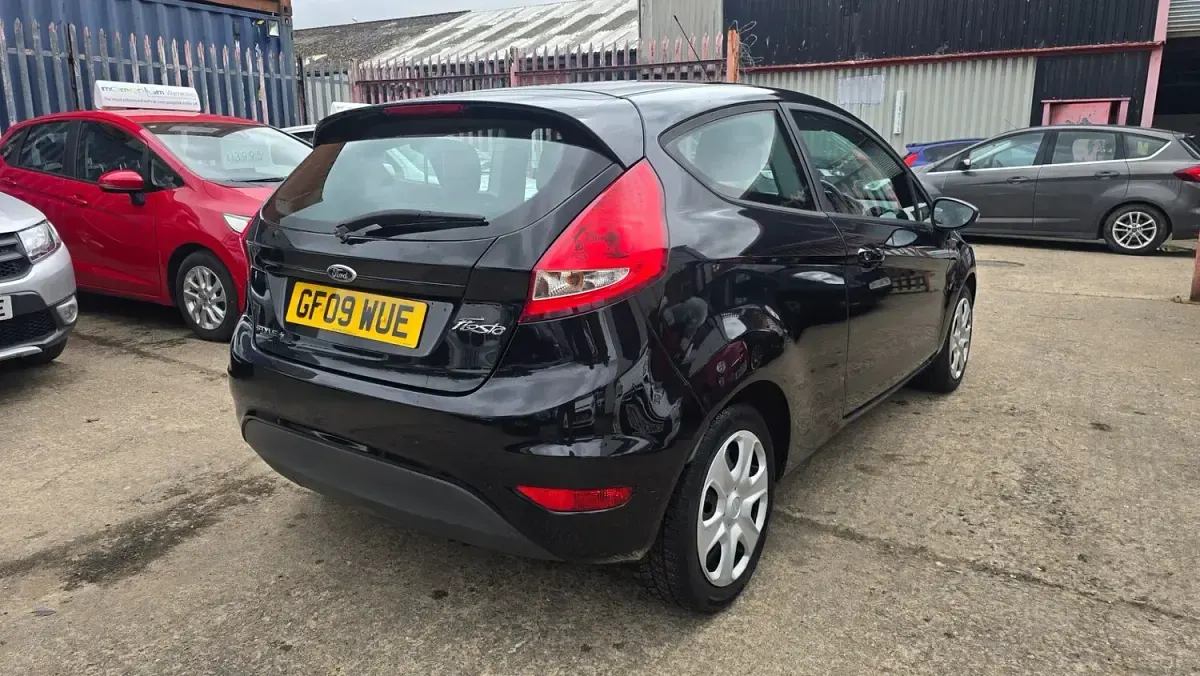 Used Ford Fiesta Style 94 HP (69 kW) 2009 Black Hatchback
