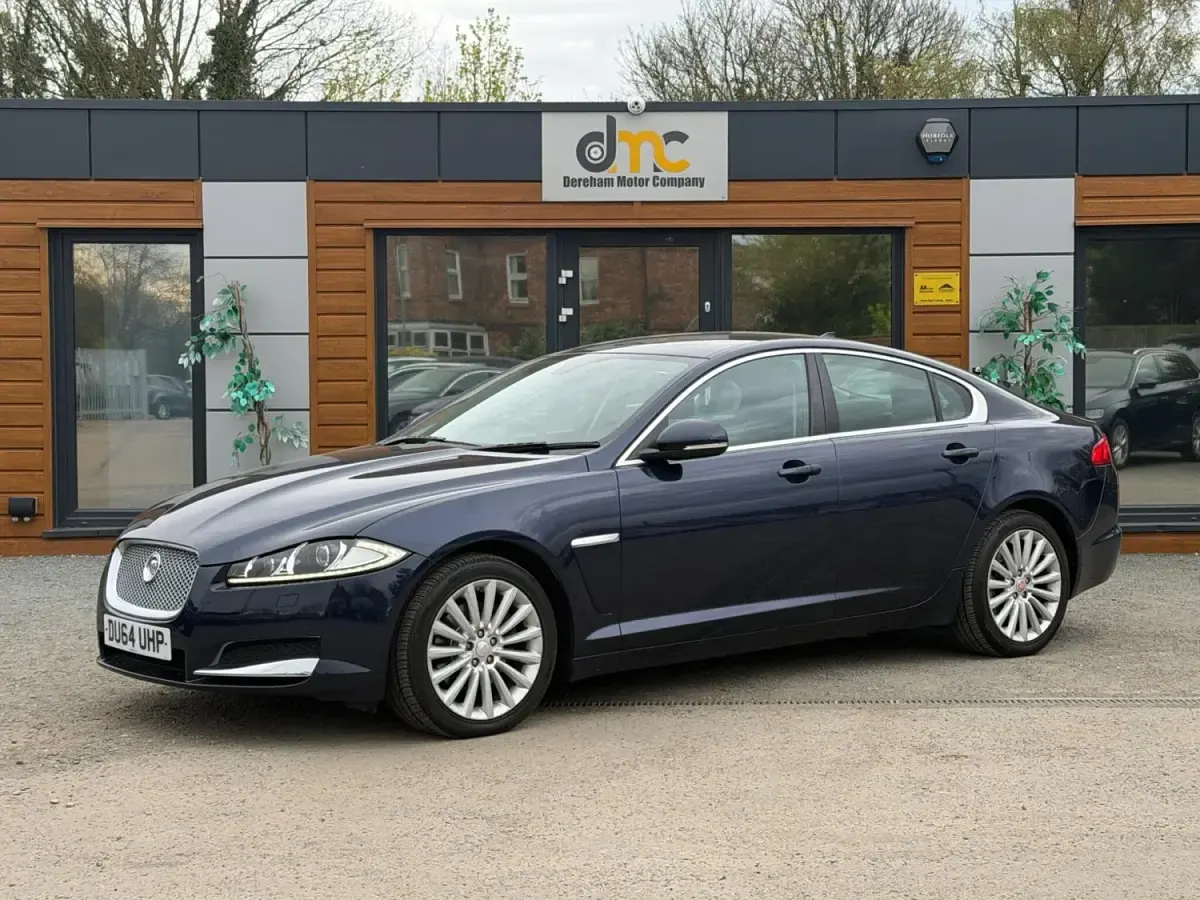 Second-hand Jaguar XF Luxury 2014 Albastru Berlinǎ